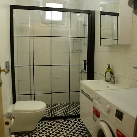 Apartment Izmir Apart 3 *