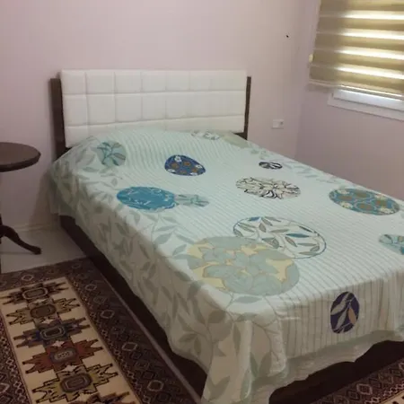 Apartment Izmir Apart 3 *